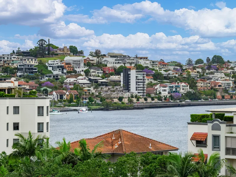 Two -Bedroom Apartment in 'Newstead Series' complex with Breathtaking River Views