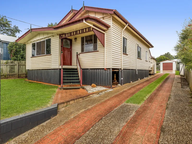 Captivating Charm on 835m2 - Just Moments To Everything!