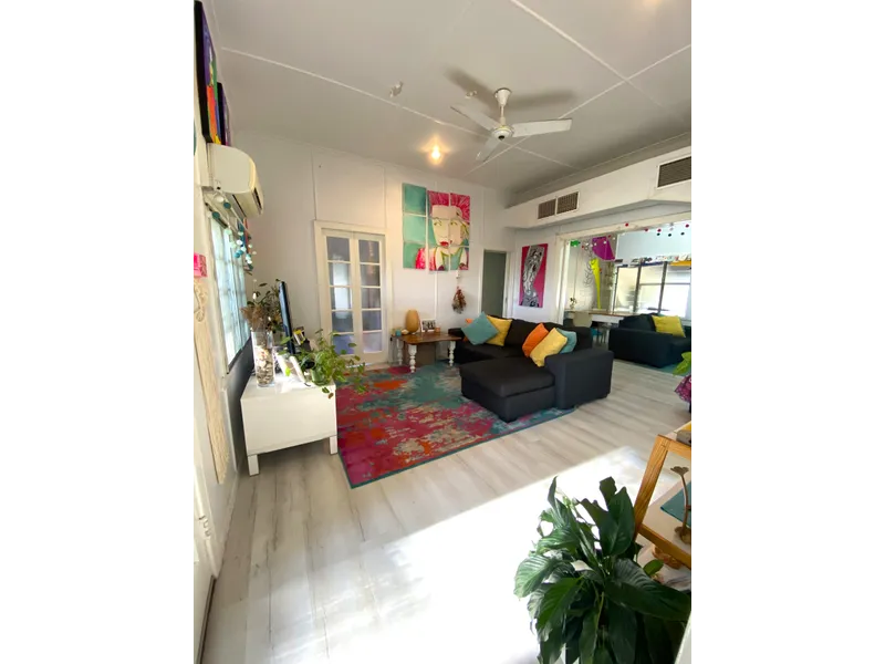 Practical & Comfortable on Ibis Street