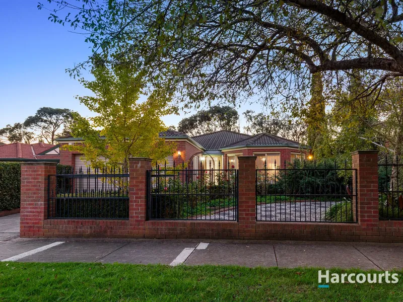 Tranquil Lifestyle in a Court Location