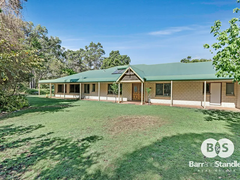 The Ultimate Bush Retreat!