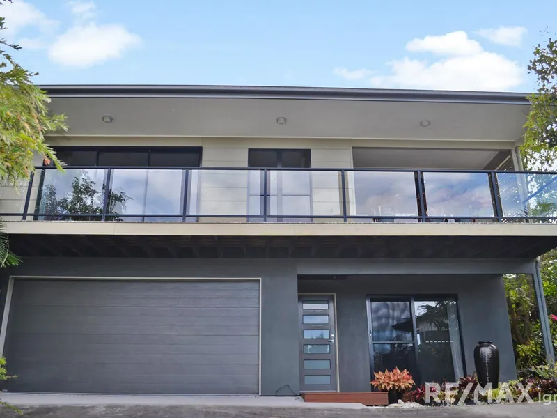 FAMILY HOME WITH EXTRAS THAT WON'T DISAPPOINT