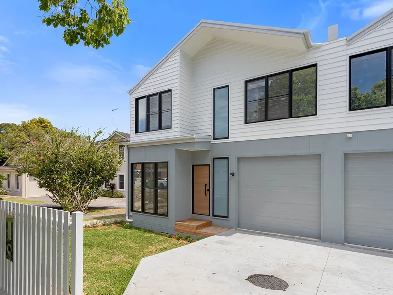 Stunning New Duplex in ideal location