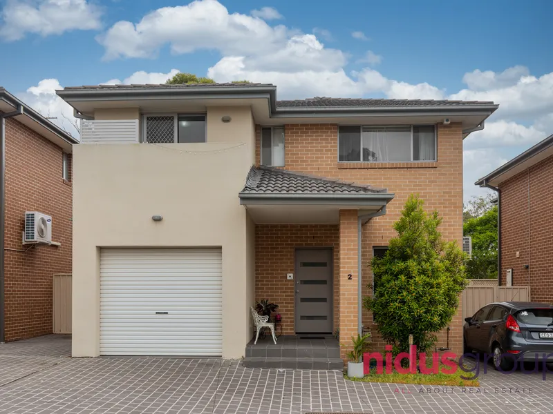Modern Townhouse, Located in the Heart of Rooty Hill!