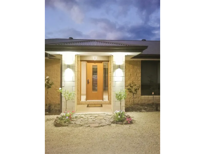 LIVE THE DREAM! & BREATHE THE FRESH AIR