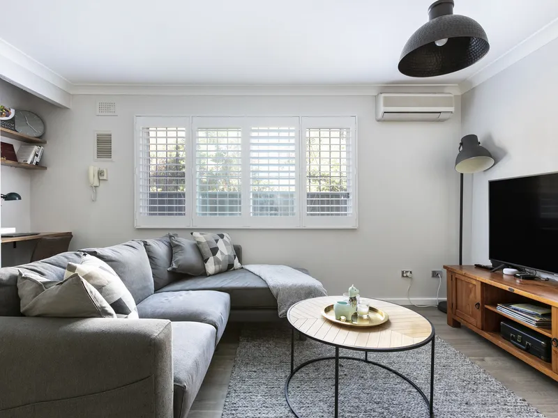 Immaculately renovated apartment