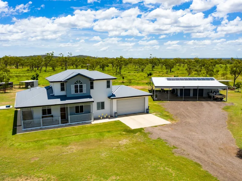 20 ACRES, LARGE SHED, 3 PHASE POWER & A 4 BEDROOM NEAR NEW HOME