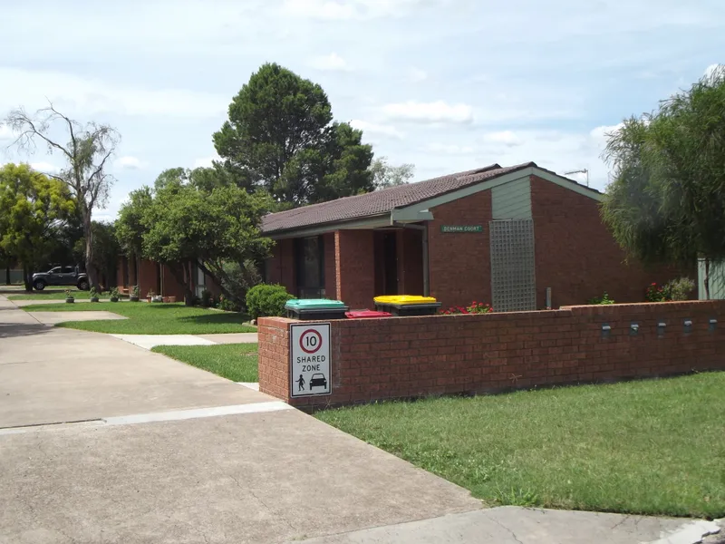 Neat & Comfortable Two Bedroom Unit