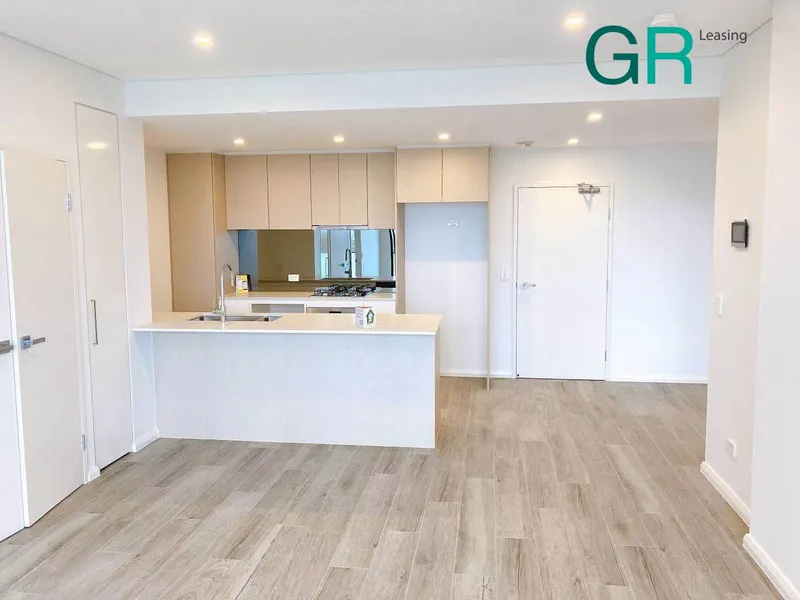 Brand new 2 bedroom apartment for rent--3mins to metro station