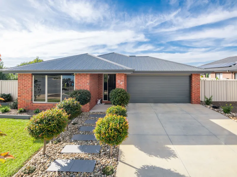 Modern 4 year old home, why build? 