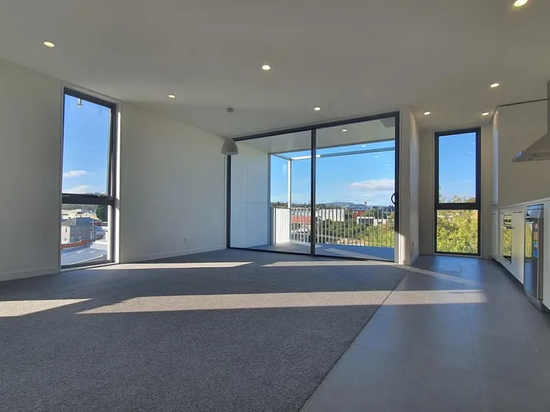 Brand New Apartment in the Heart of North Hobart