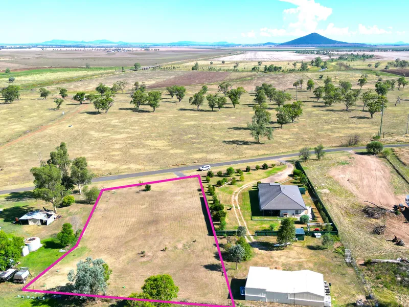 LARGE BUILDING BLOCK WITH SWEEPING, RURAL VIEWS!