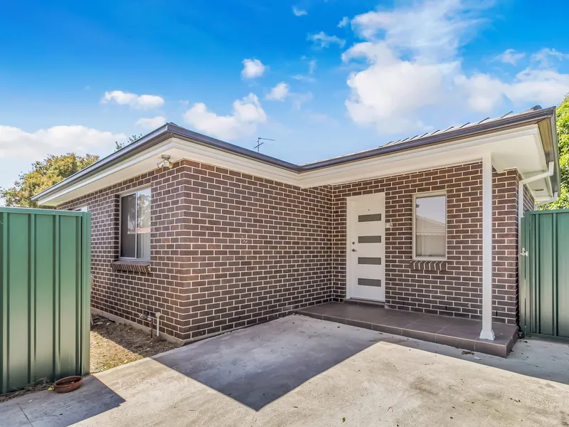 Beautiful, modern granny flat in an ideal location!