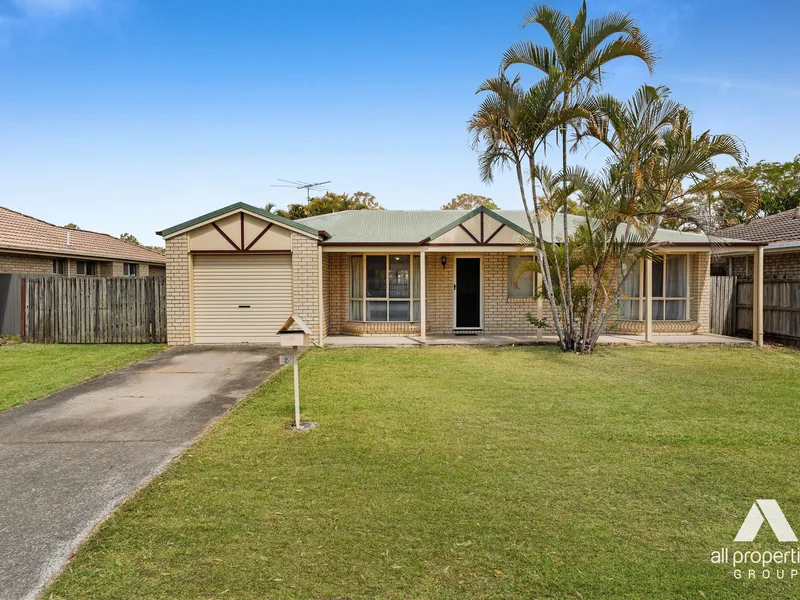 Ideal Family Home On a Low Maintenance Block..