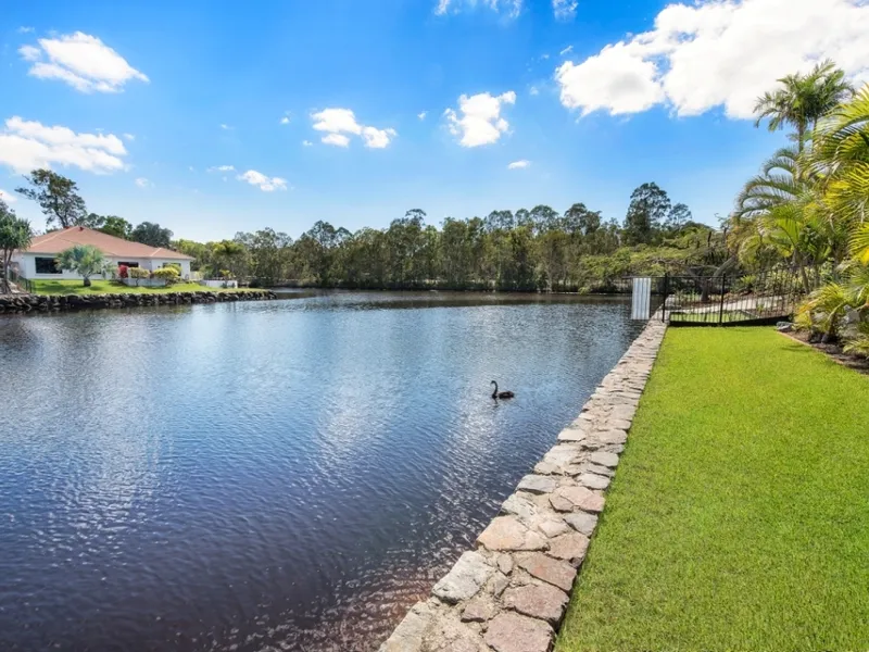 Single Level Waterfront with Ideal North Aspect