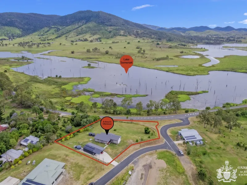 The WOW Factor!!! Stunning AirB&B - Incredible Lake Views!