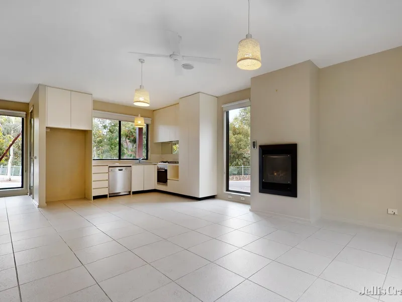 Tranquil Living With Stony Creek Outlook