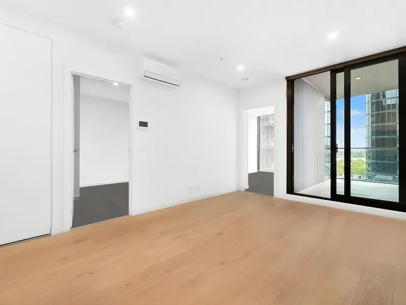 Luminous luxury living in top location