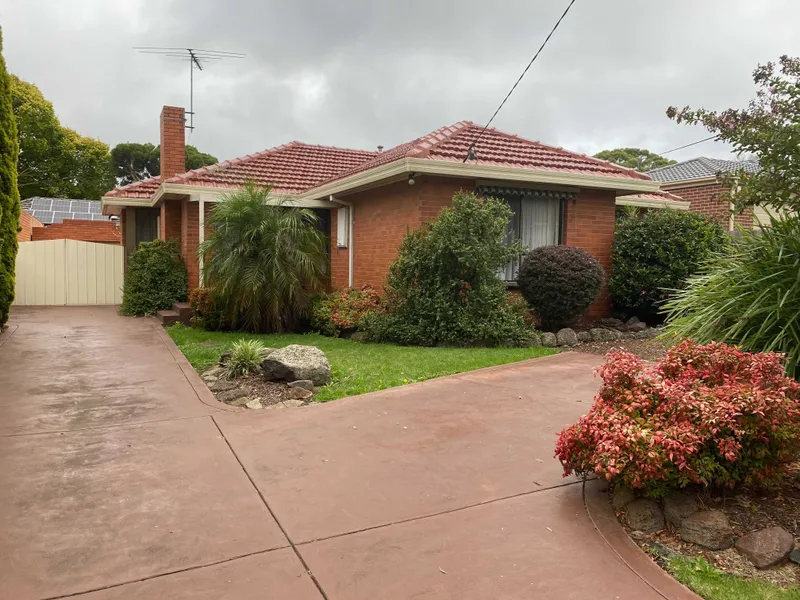 A spacious family entertainer!!