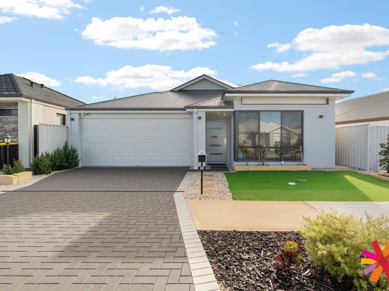Modern, Spacious and Stunning!