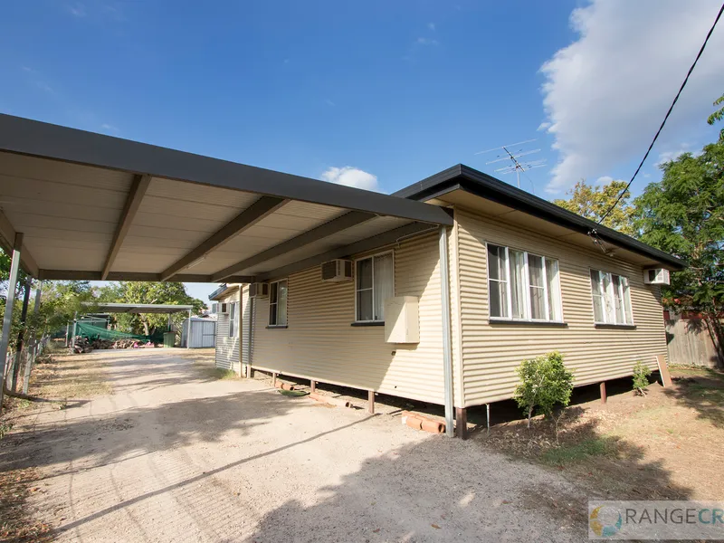 REDUCED - WALK TO TOWN CENTRE