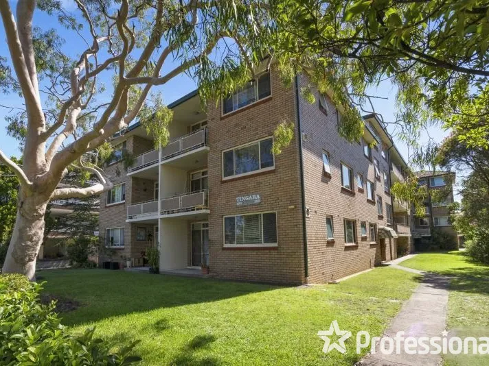 Fully renovated first floor apartment