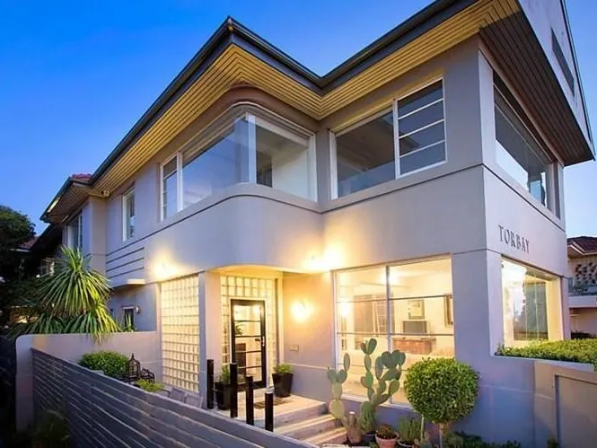 UNDER APPLICATION | Renovated Art Deco 