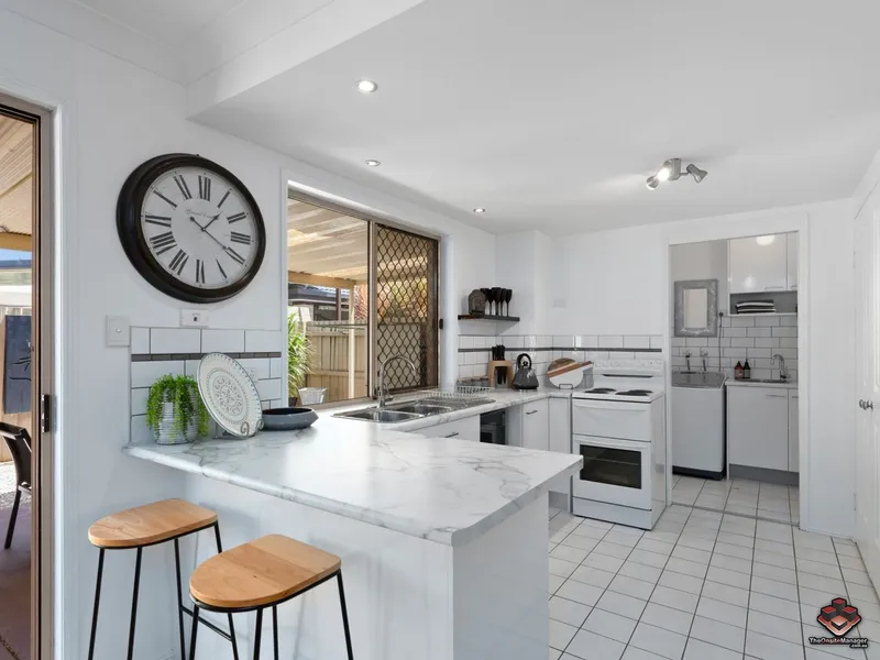 Beautiful 3 Bedrooms Townhouse in a great location