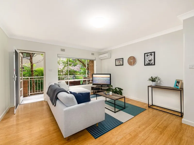 JUST LISTED!