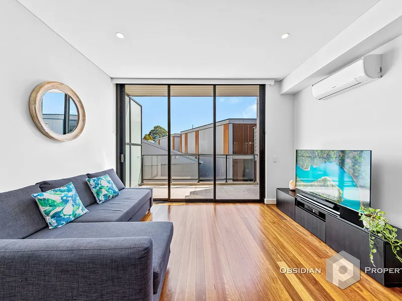 **Furnished** Top Floor Executive Living in a Boutique Complex