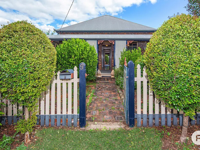 'Dun Edin' - 1890's Gem, with modern updates