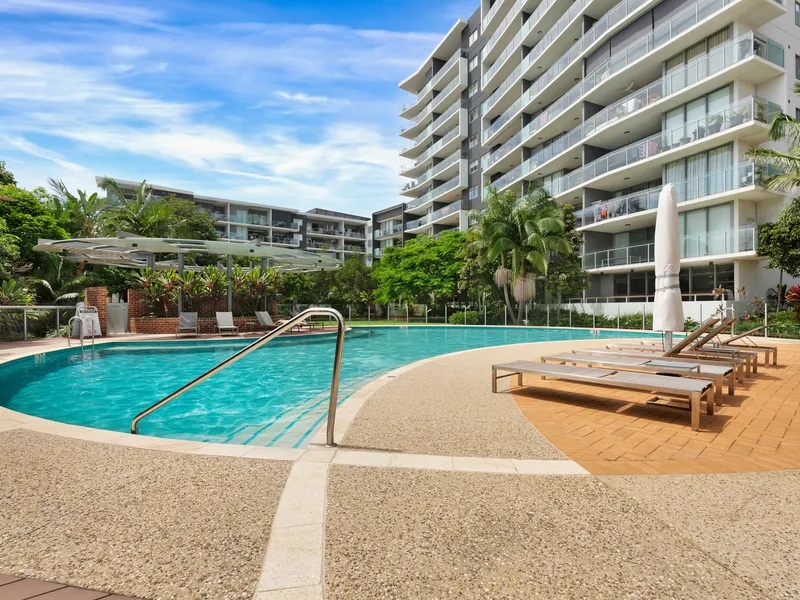 Location and Lifestyle in Contemporary Resort-Style Complex