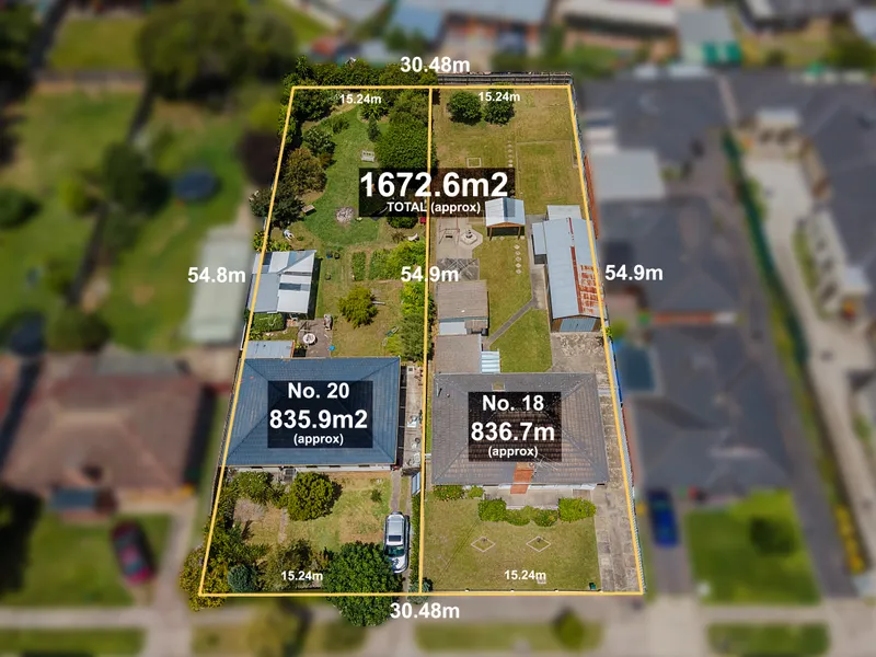 BUY ONE OR BUY BOTH... 1672m2 approximately (for both properties)