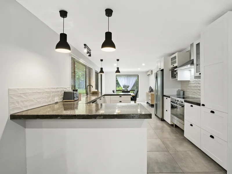 Renovated Family Home or Empty Nester in sought after Forest Park