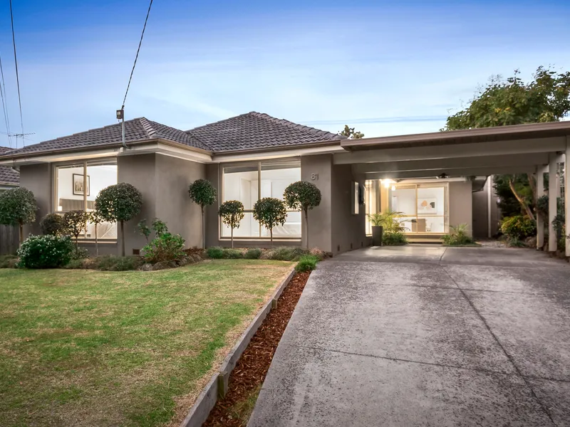 Flexible Family Home with Parkside Permanence