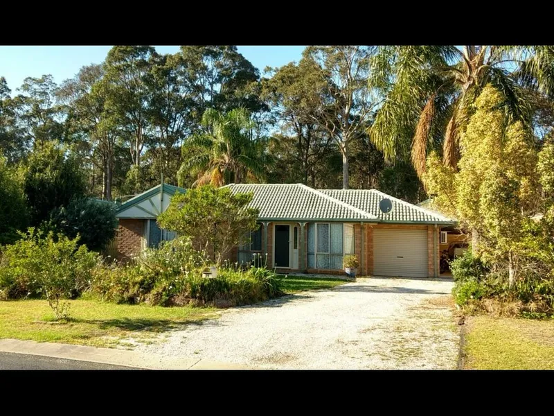 Home with magnificent Shed