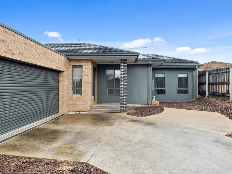 PRIVATE 3 BEDROOM HOME