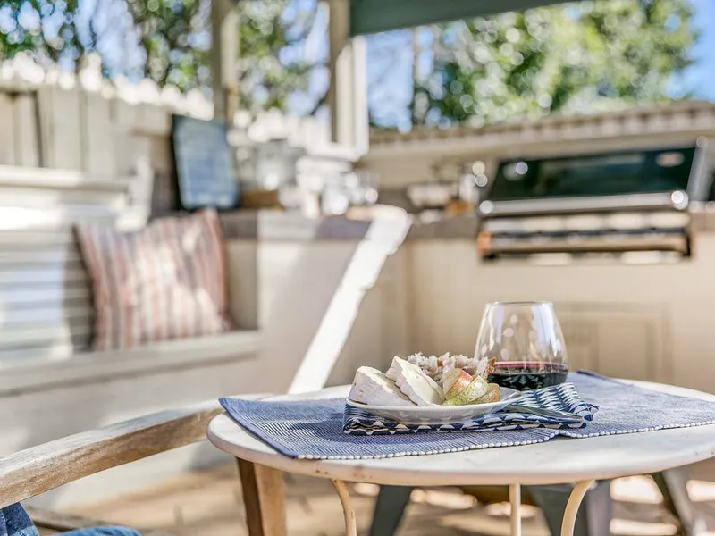 Delightful Single Level Family Home!!!