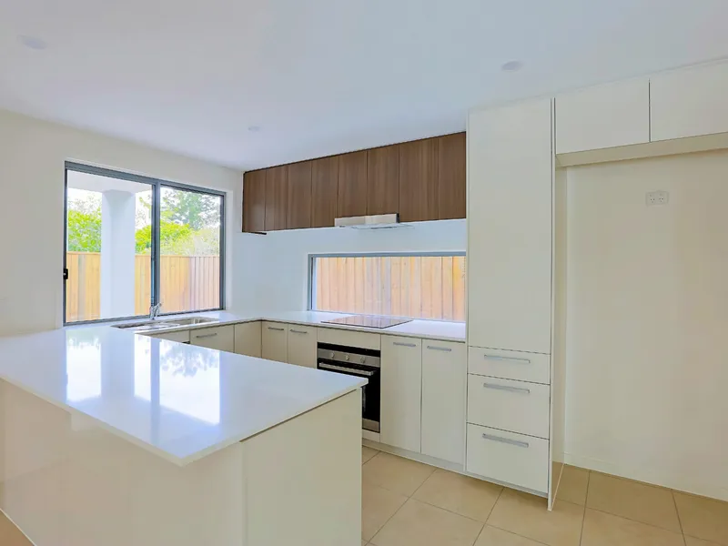 SIGN TODAY FOUR WEEK FREE,DO NOT MISS THE PROERTY,