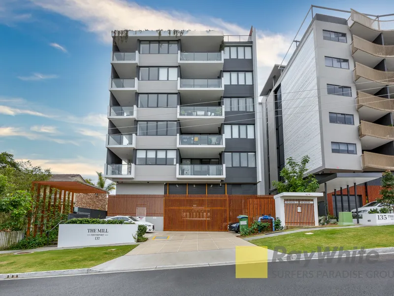 Interstate seller want this Stylish Central Apartment sold