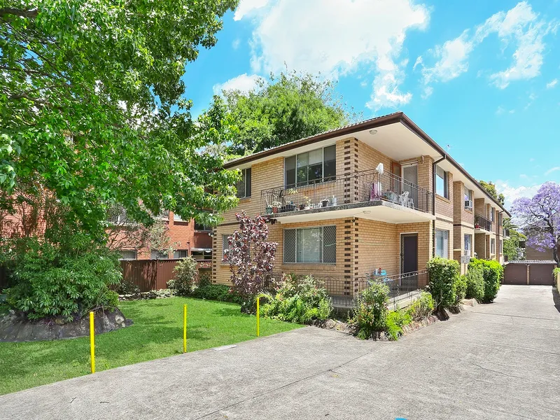 Neat & tidy 2 bedroom unit