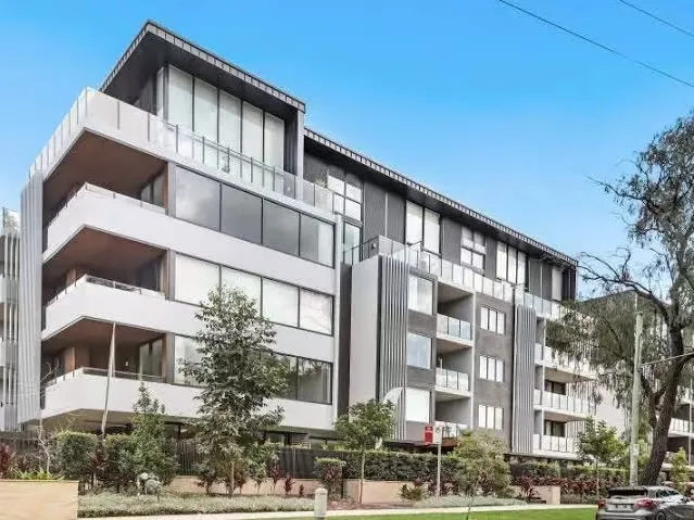 Newly New Two Bedroom Apartment with Parking in Epping