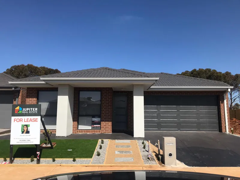 Quality 4 Bedrooms Family Home in Thornhill Park Estate 