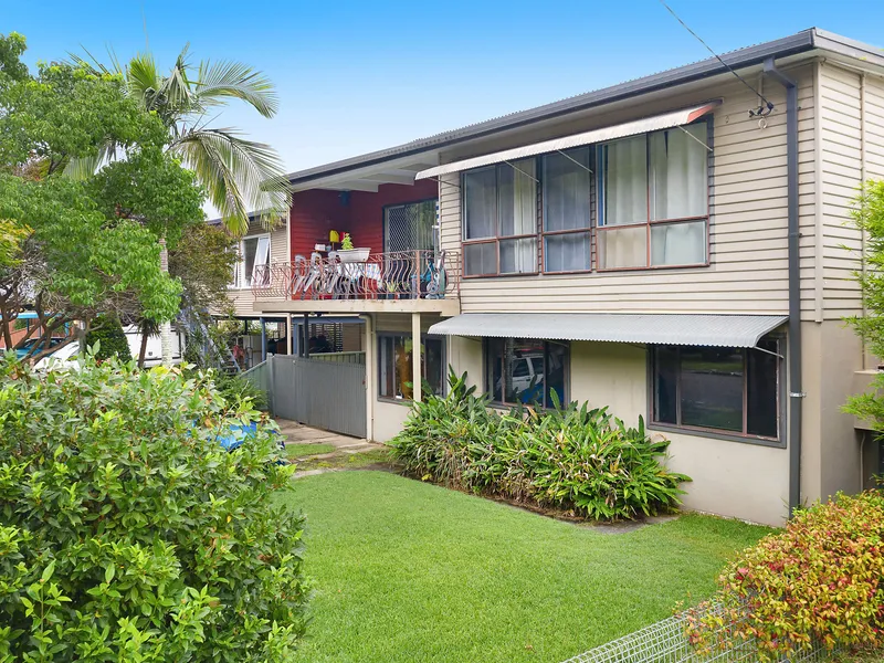 Investment opportunity with a spacious dual occupancy opportunity