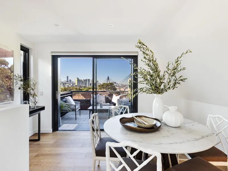 Unique skyhome with panoramic city views