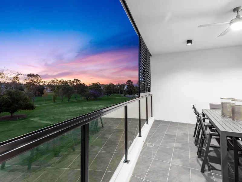 PANORAMIC PARKSIDE VIEWS!