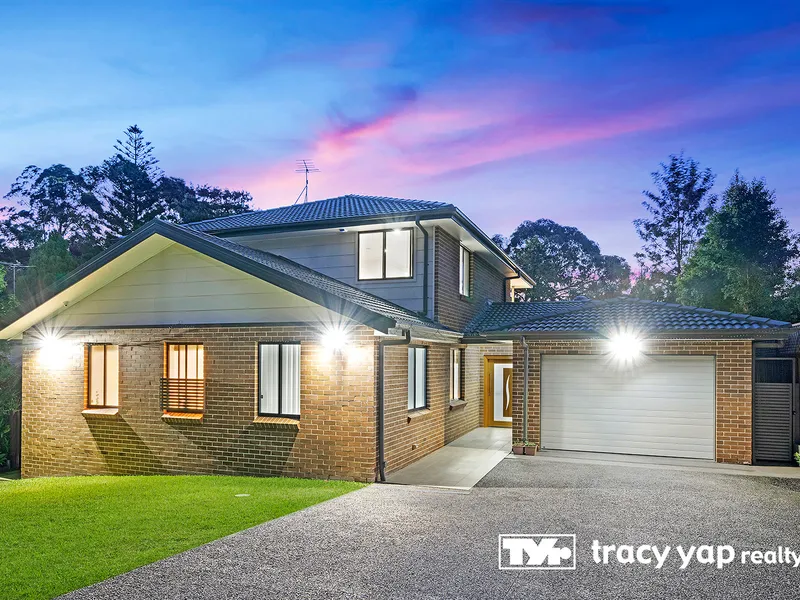 Spacious & Modern Home With 2 Bedroom Granny Flat