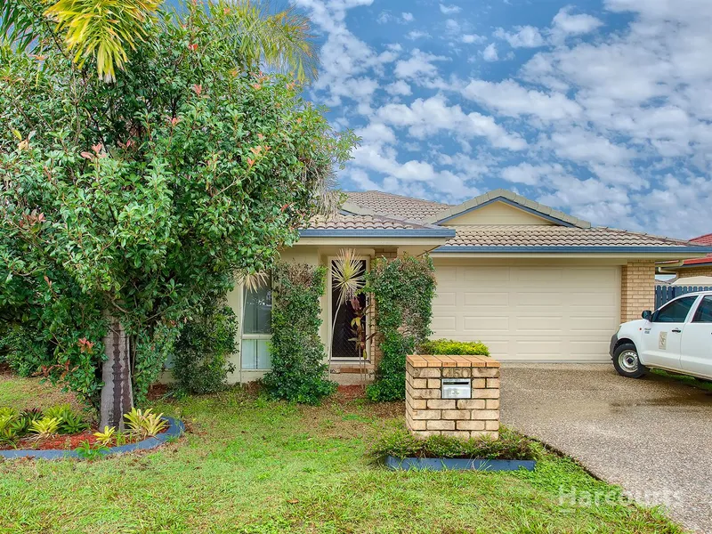 Morayfield Lowset - Close To Everything