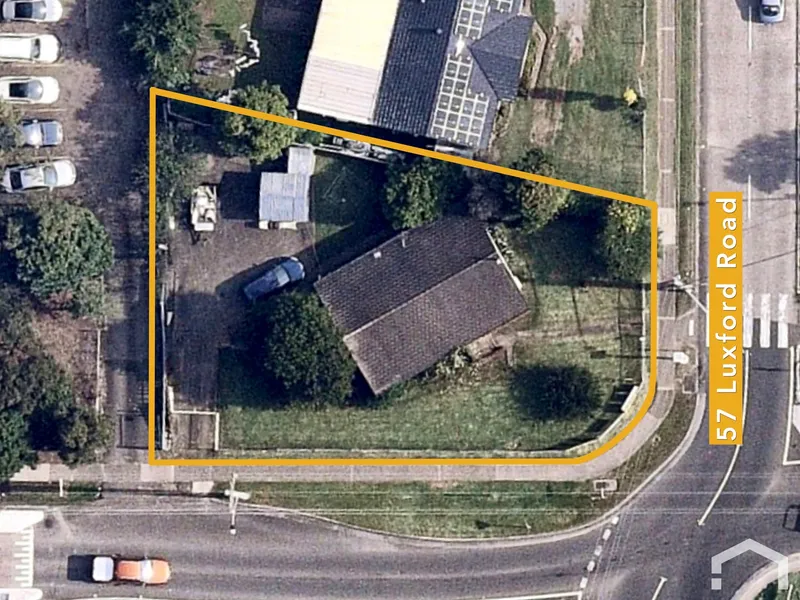 OLD CHARM WITH LOTS Of POTENTIAL