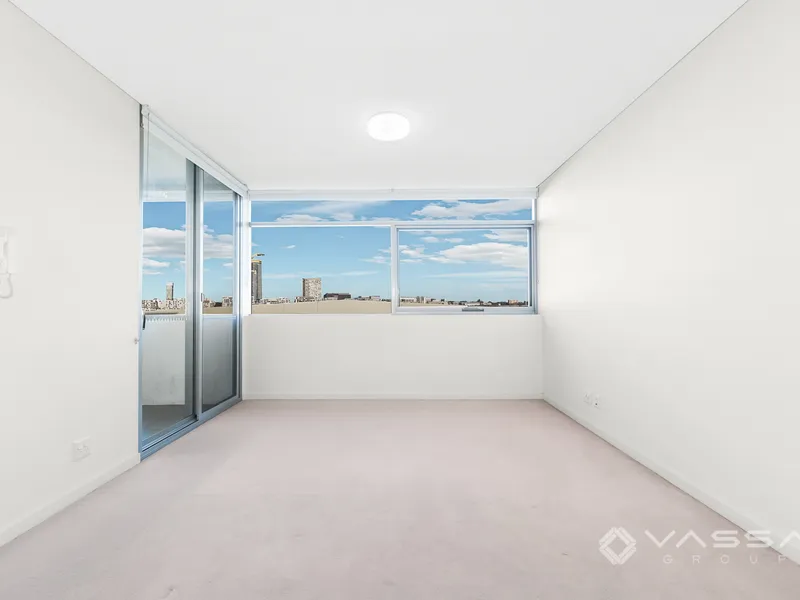 Oversized residence | Open plan living | Best Location